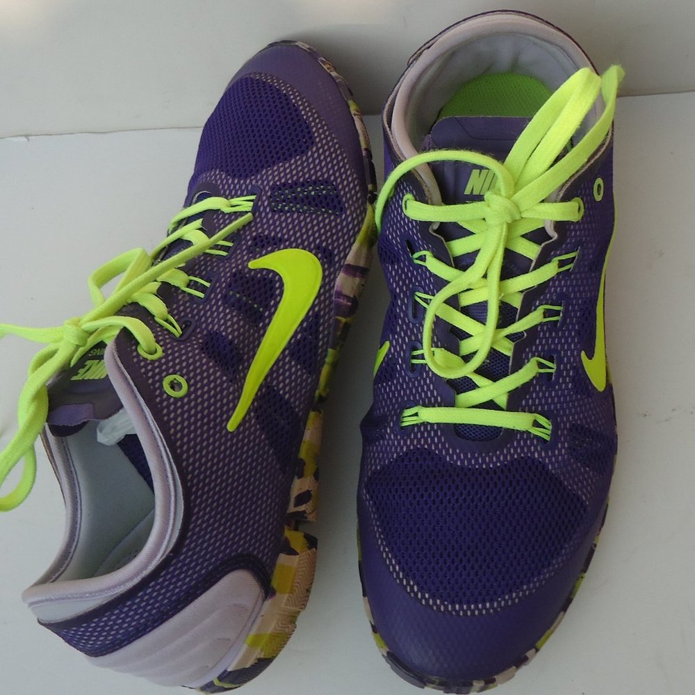 SIZE 7.5. NIKE Free Bionic Running Trainers Sneaker shoes.